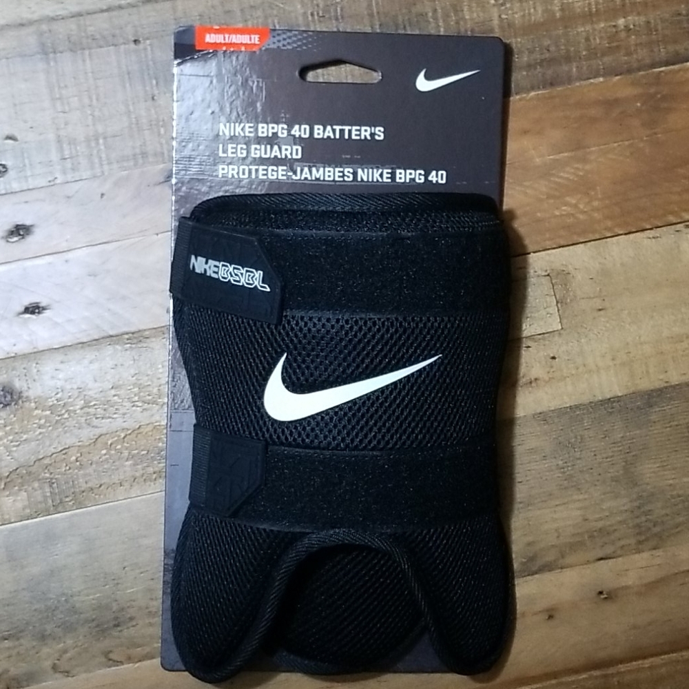 NIKE Adult BPG 40 Batters Leg Guard